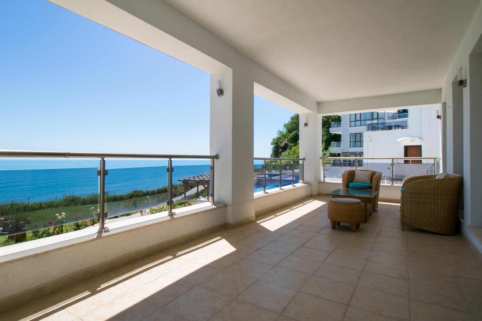 Byala Vista Cliff Apartments Екстер'єр фото